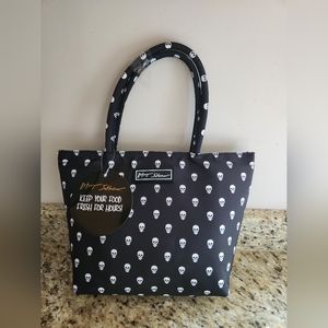 BetseyJohnson- Skull Print Insulated Lunch Bag
